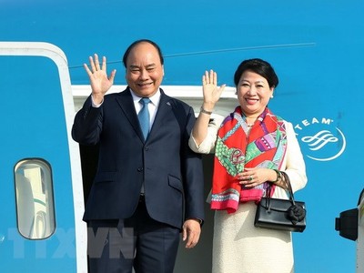 Thủ tướng Nguyễn Xuân Phúc và Phu nhân (Ảnh: Vietnam+)