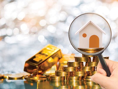 Ngồi trên khu đất vàng