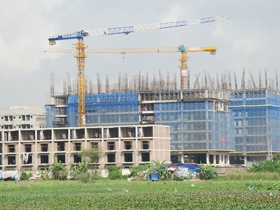 Việt Nam đang gặp khó trong bài toán chi phí phát triển nhà ở xã hội. Ảnh: Dũng Minh