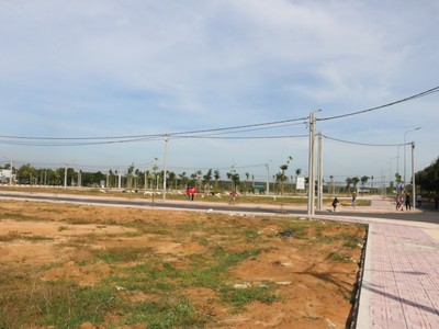 Thị trường bất động sản huyện Long Thành tiếp tục dậy sóng với cảnh tự vẽ dự án, đẩy giá cao, gây sốt ảo.