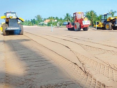 Nút thắt về nguồn vốn đeo đẳng Dự án BOT Đầu tư xây dựng đường cao tốc Trung Lương - Mỹ Thuận hơn 10 năm qua.