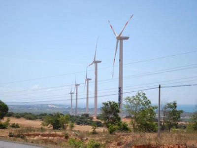 Điện gió là nguồn năng lượng sạch và cũng là điểm đặc thù đáng chú ý nhất của Phong điện Thuận Bình so với các nhà máy điện khác