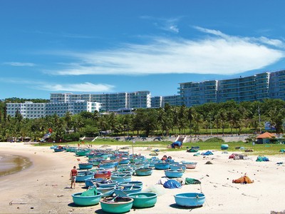 Condotel đang mòn mỏi chờ đợi được định danh pháp lý. Ảnh: Lê Toàn 