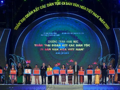 Thủ tướng: Tiếp tục đại đoàn kết, không ngừng khơi dậy khát vọng, ý chí, lòng tự hào và tự tôn dân tộc