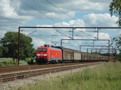 Sau 7 năm kể từ ban hành Quy hoạch chi tiết đường sắt khu vực đầu mối Tp.HCM, toàn bộ 8 tuyến đường sắt thuộc khu vực Đông Nam Bộ vẫn chưa được lên kế hoạch đầu tư cụ thể.