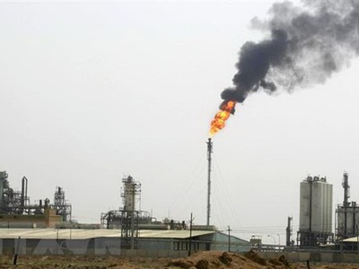 Một cơ sở lọc dầu ở Shuaiba, Iraq. (Ảnh: AFP/TTXVN)