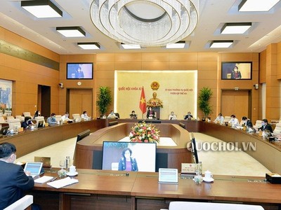 Chính phủ đề xuất theo hướng Nhà nước chia sẻ không quá 50% phần hụt thu và nhà đầu tư chia sẻ không thấp hơn 50% phần tăng thu. Đó được xem là sự bình đẳng, cởi mở của Dự án Luật PPP