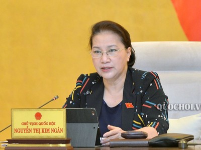 Chủ tịch Quốc hội Nguyễn Thị Kim Ngân điều hành phiên thảo luận. 