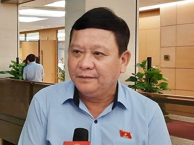 Ông Đặng Ngọc Nghĩa, Thường trực Ủy ban Quốc phòng và An ninh của Quốc hội.