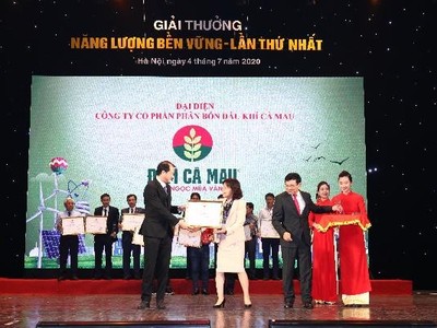 PVCFC được vinh danh giải thưởng Năng lượng Bền vững