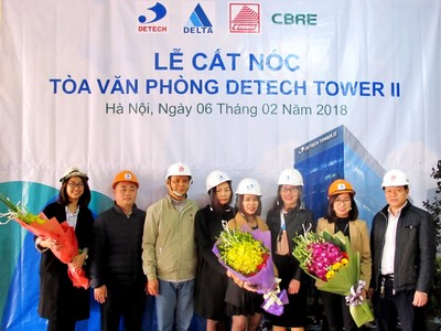Cất nóc Dự án Detech Tower II 