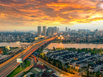 Khai thác tốt quỹ đất ven sông mở ra cơ hội phát triển về kinh tế cho các địa phương. Ảnh: Shutterstock.