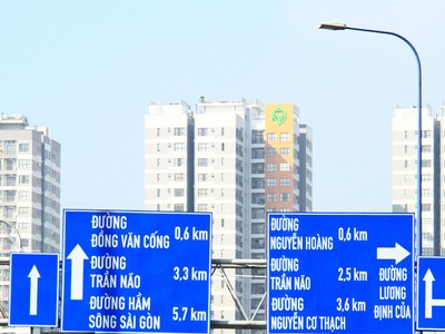 Quý IV/2023, thị trường nhà ở TP.HCM "yếu" cả cung - và cầu. Ảnh: Bình Minh.