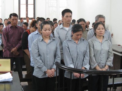 Đường dây “cát tặc” Huyền Hậu và Hải Yến của 2 quý bà lĩnh án