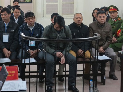 Cựu giám đốc bắt tay với quan xã Tiên Dương (Đông Anh, Hà Nội) “phù phép” đất công