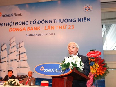 Ông Trần Phương Bình, Tổng giám đốc DongA Bank phát biểu tại ĐHCĐ thường niên 2015