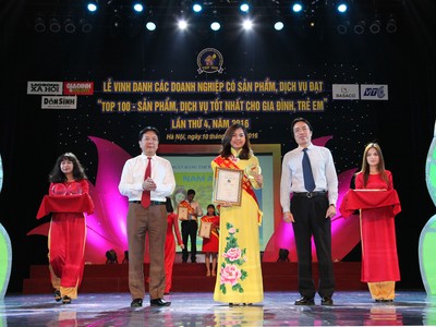 Nam A Bank vào Top 100 doanh nghiệp có sản phẩm tốt nhất cho gia đình và trẻ em