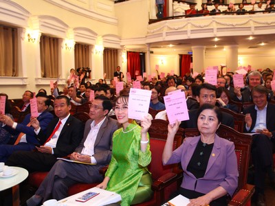 ĐHCĐ HDBank thông qua nhận sáp nhập PG Bank với tỷ lệ hoán đổi 1:0,62