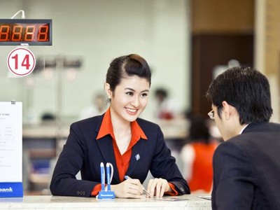 Sacombank đạt 2.325 tỷ đồng lợi nhuận trước thuế