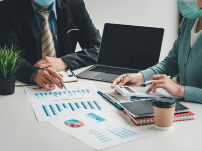 Chiếm tới 90% tổng số doanh nghiệp trên cả nước, SME đang bị ảnh hưởng nặng nề trong bối cảnh kinh tế đầy biến động
