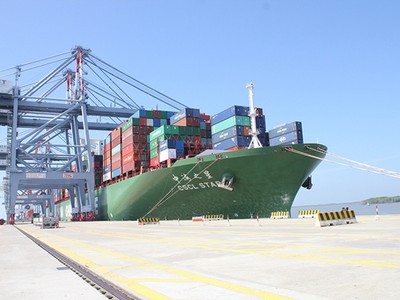 Cảng biển tỷ đô Cái Mép - Thị Vải vã mồ hôi vì đói hàng