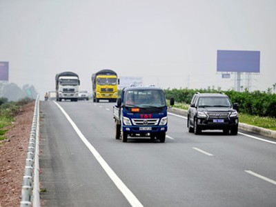 Một số dự án BOT giao thông đề nghị thu và tăng thu phí