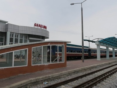 Ga Hạ Long, ga đạt tiêu chuẩn quốc tế nhưng…