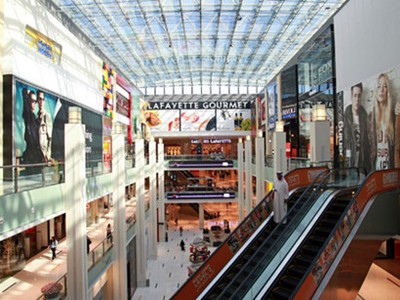 Sức mua hàng hiệu của người tiêu dùng ở Trung Đông lao dốc cùng giá dầu