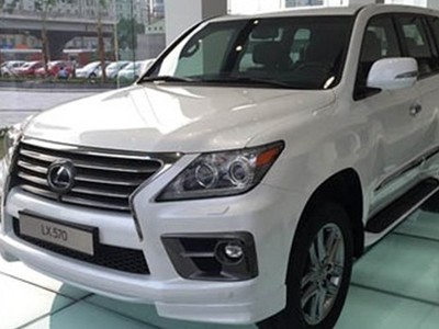 Số lượng xe ôtô dưới 9 chỗ ngồi tăng mạnh trong tháng cuối cùng trước khi luật thuế mới có hiệu lực.