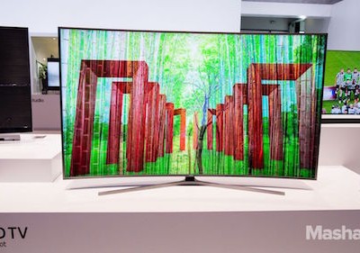KS9800 là mẫu TV sử dụng công nghệ Quantum Dot lớn nhất thế giới.