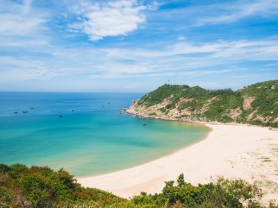 Non xanh nước biếc Mũi Đại Lãnh