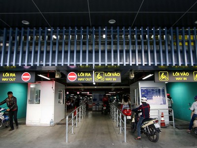 Bên trong nhà xe 550 tỷ đồng ở sân bay Tân Sơn Nhất