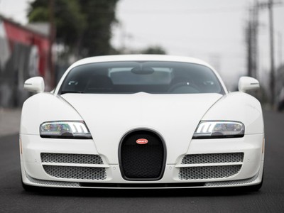 Cận cảnh chiếc Bugatti Veyron Super Sport cuối cùng xuất xưởng