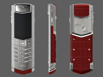 Mẫu điện thoại Signature S thiết kế theo phong thủy cho phù hợp với người được tặng.