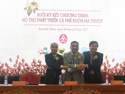 Vinacafé Biên Hòa và Phân bón Bình Điền ký kết chương trình hỗ trợ phát triển Cà phê Buôn Ma Thuột