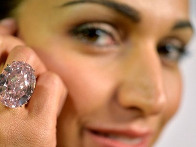 Viên kim cương đắt nhất lịch sử sắp được đấu giá