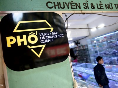 Phố kim hoàn đầu tiên ở Sài Gòn trước ngày ra mắt