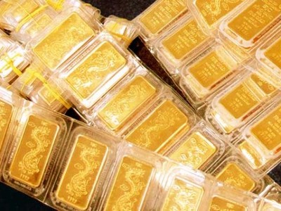 Sáng 31/5, giá vàng lao dốc, tỷ giá USD giảm nhẹ