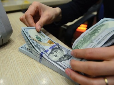 Sáng 19/6, giá vàng trong nước ngược chiều thế giới, tỷ giá USD lên mức 22.417 đồng/USD