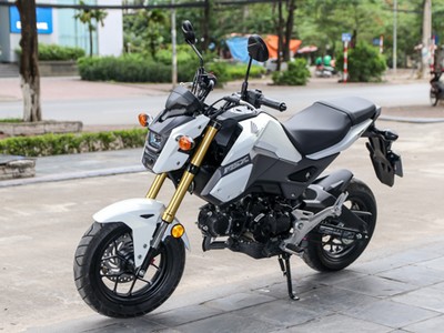 Honda MSX125 mới thiết kế góc cạnh hơn.