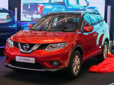 X-Trail Premium L có giá 933 triệu