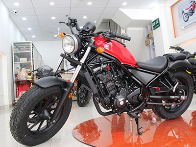 Mẫu cruiser dung tích động cơ 286 phân khối.