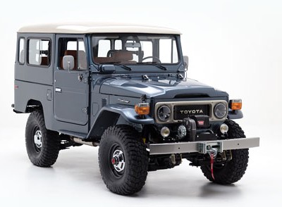 Mẫu xe phục chế giữ nguyên ngoại hình của Toyota FJ40 sản xuất trong giai đoạn 1976-1983.