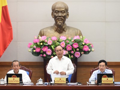 Thủ tướng Nguyễn Xuân Phúc chủ trì phiên họp - Ảnh: VGP/Quang Hiếu.