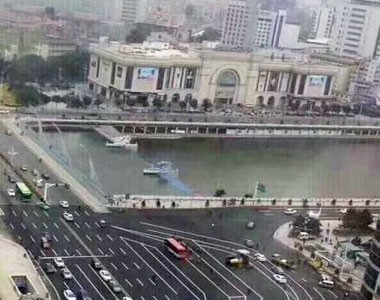 Ngã tư 10 làn đường như mê cung đánh đố tài xế ở Trung Quốc