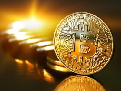 Hi vọng đổi đời, nhiều người đổ xô "cày" bitcoin
