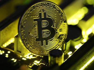 Mỗi Bitcoin hiện có giá hơn 9.600 USD.