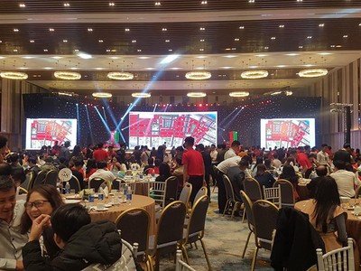 Lần đầu tiên các đơn vị môi giới mở bán cùng lúc hai dự án