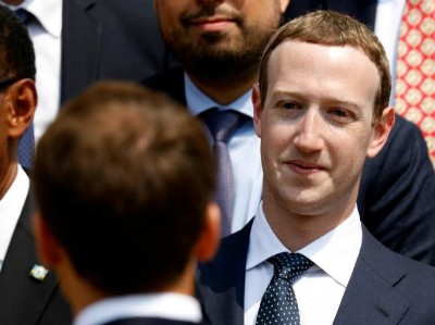 Mark Zuckerberg gặp tổng thống Pháp Emmanuel Macron tháng 5/2018. Ảnh: Reuters.