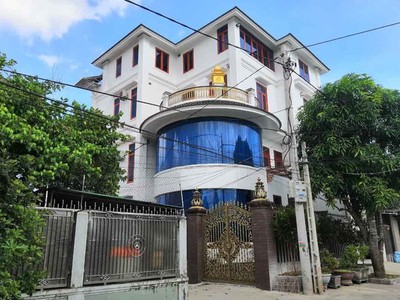 Xã 1.000 tỷ phú: Bậc nhất xứ Nghệ, biệt thự hàng ngàn, ô tô nhiều vô kể